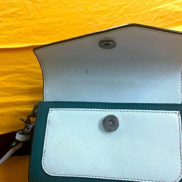 Botkier Crossbody Pursr - Picture 6 of 7